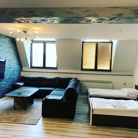 Noor Apartman Bihacアパートメント エクステリア 写真