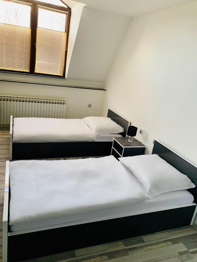 Noor Apartman Bihacアパートメント エクステリア 写真