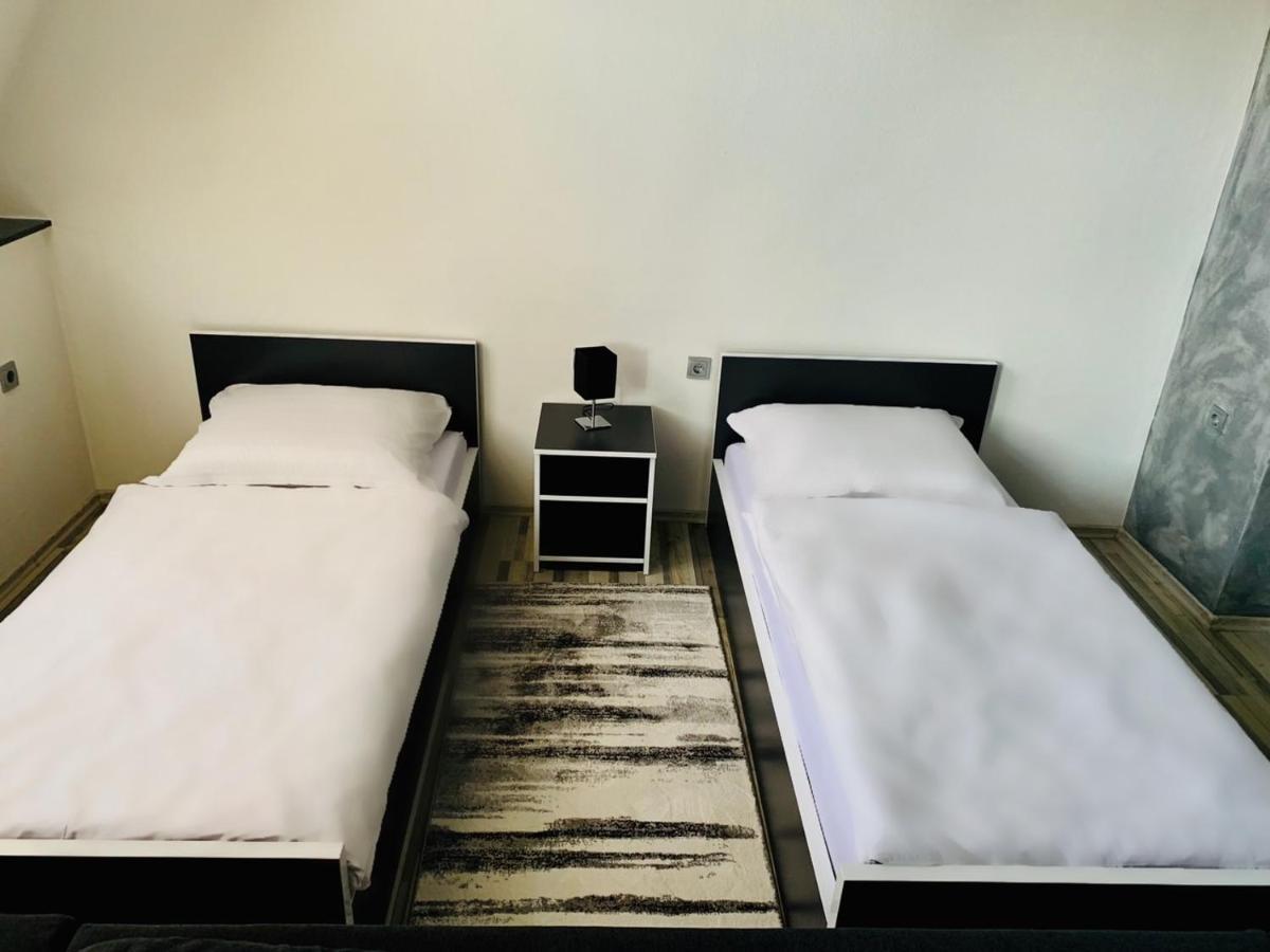 Noor Apartman Bihacアパートメント エクステリア 写真