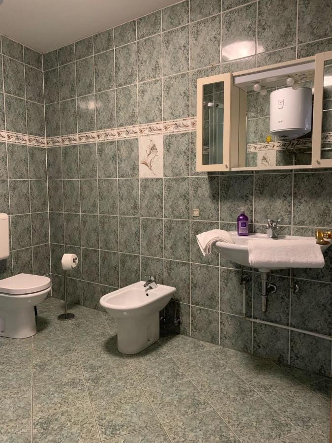 Noor Apartman Bihacアパートメント エクステリア 写真